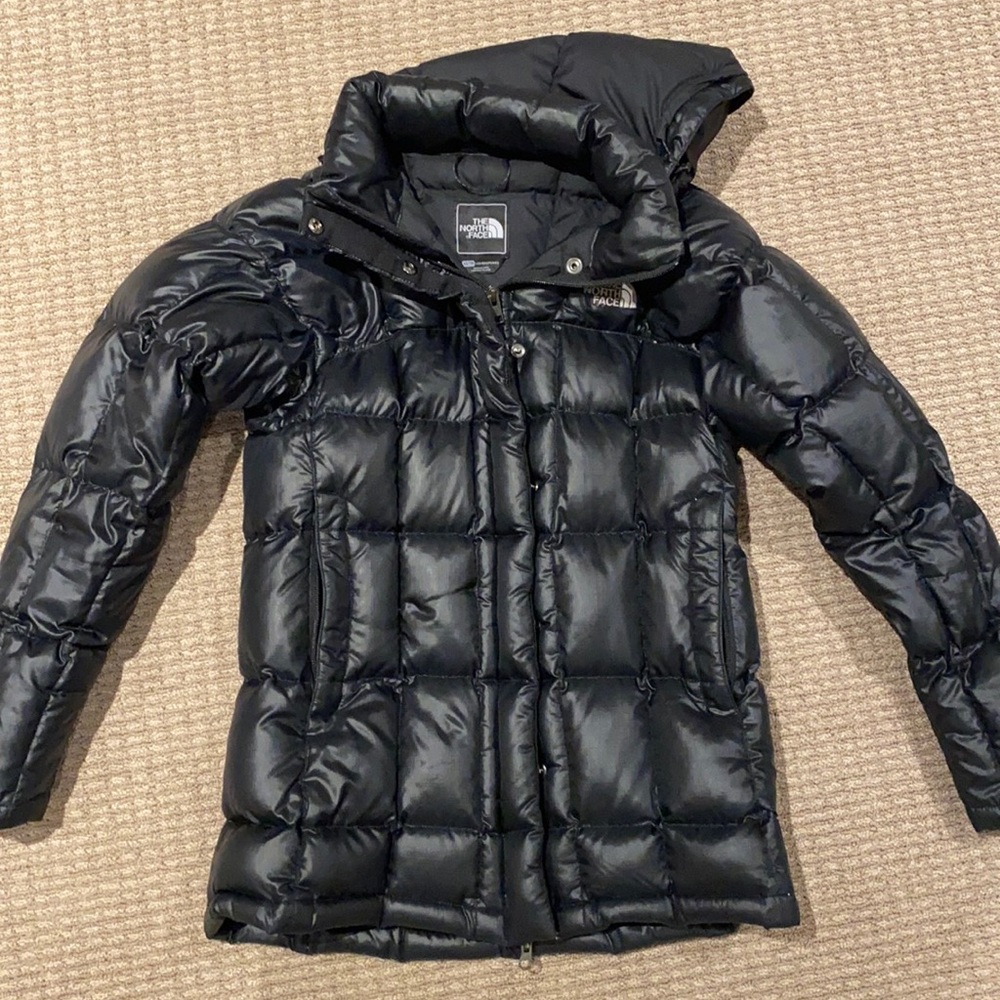 North face shiny black puffer